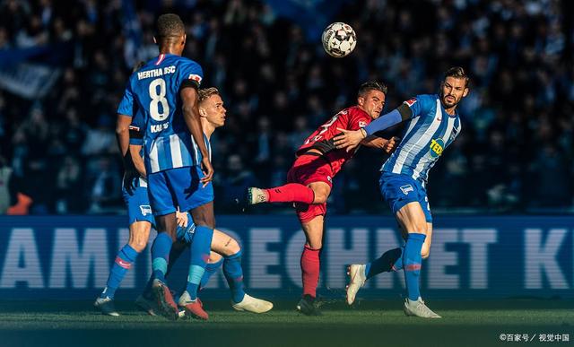 包含不莱梅遭遇横扫，迎来两连败的词条