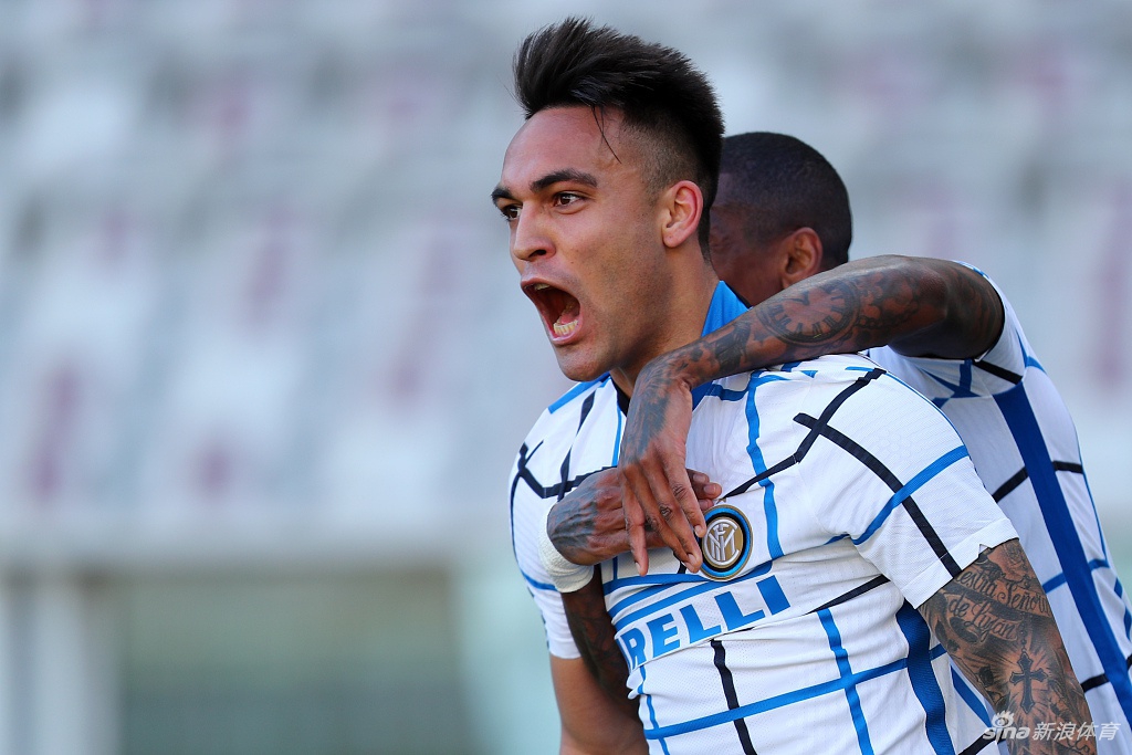 都灵也熊熊地放火追随国际米兰 都灵也熊熊地放火追随国际米兰