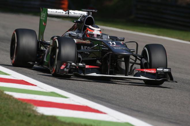 开云体育在线-阿斯顿马丁轻取索伯车队，阿隆索带队取胜的简单介绍