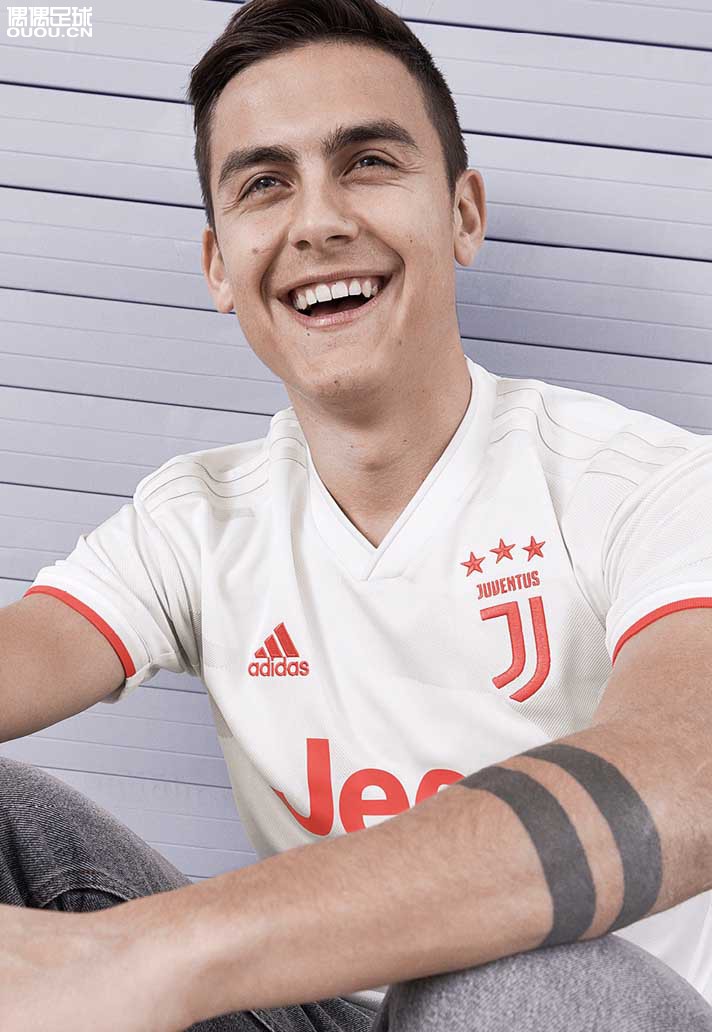 开云APP-尤文图斯客场作战，士气高昂势不可挡