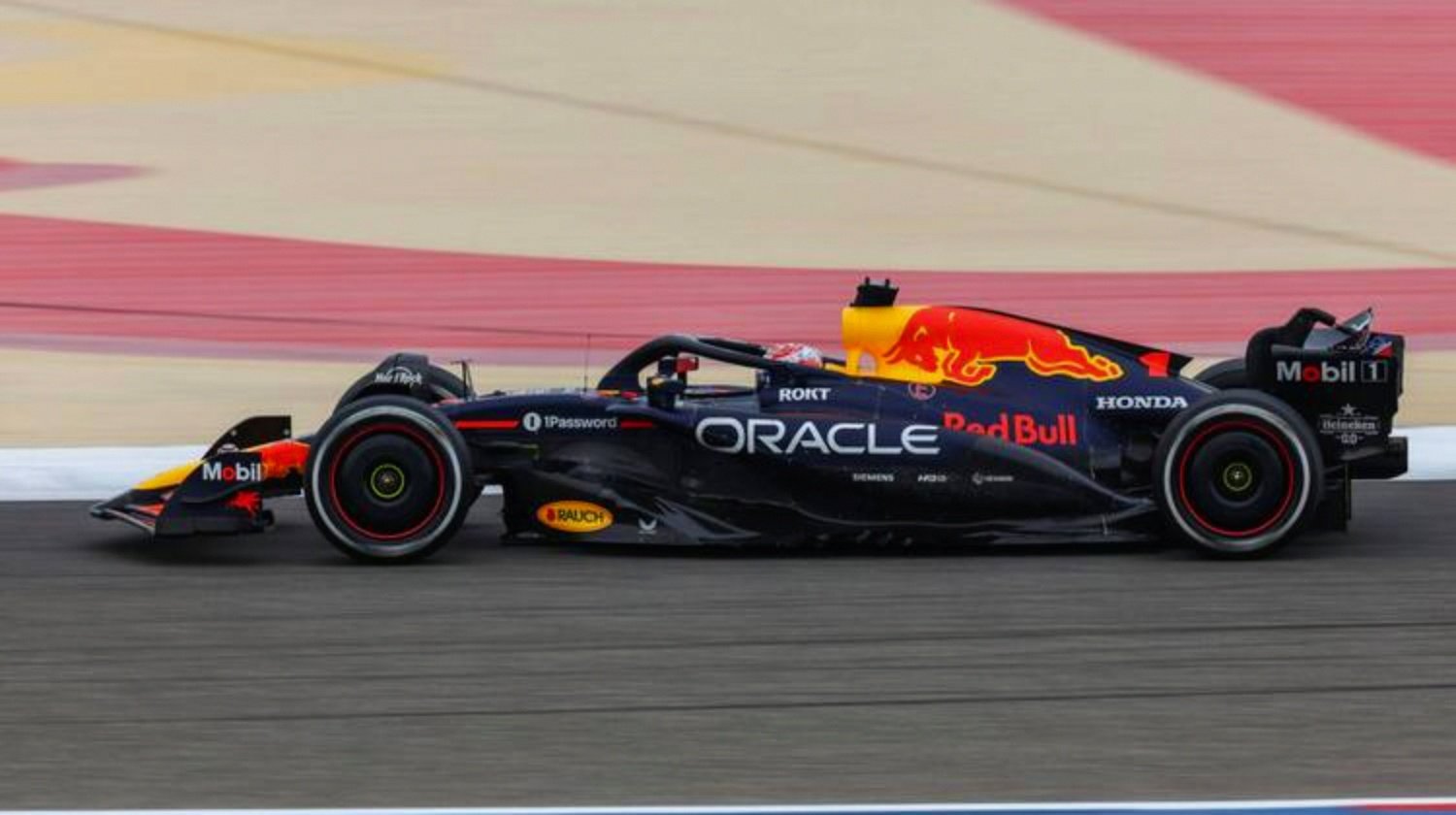 红牛车队翻盘阿斯顿马丁，勒克莱尔统治全场