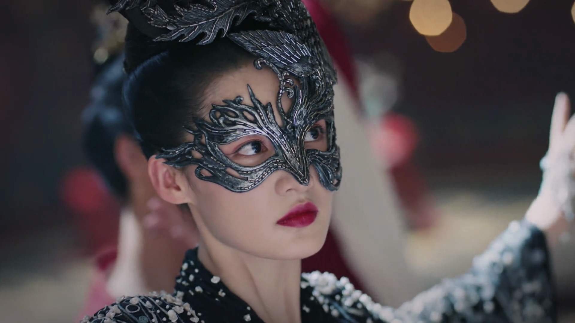 开云官网-从凤凰城到洛杉矶，浓眉用铁血鏖战向联盟证明谁才是真正的内线霸主